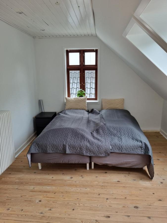 Taet Pa Centrum & Mch/Boxen - Huset Nr. 11 Herning Zewnętrze zdjęcie